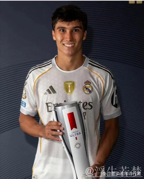 皇马飞翼世俱杯首战失利:防守失位频频,12次丢球权成败笔 皇马飞翼世俱杯首战失利:防守失位频频,12次丢球权成败笔